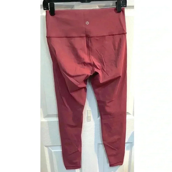 Lululemon I 8 - Picture 4 of 12